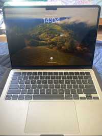 MacBook Air 13.6” M2 | 8GB RAM | 256GB SSD | Como Novo