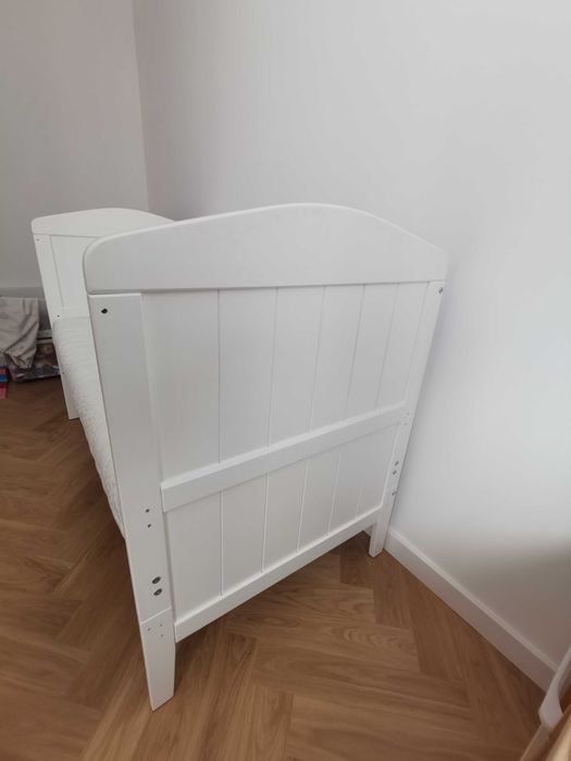 Woodies Łóżeczko Hampton Cot Bed 140×70 + materac Hilding-dobranocka