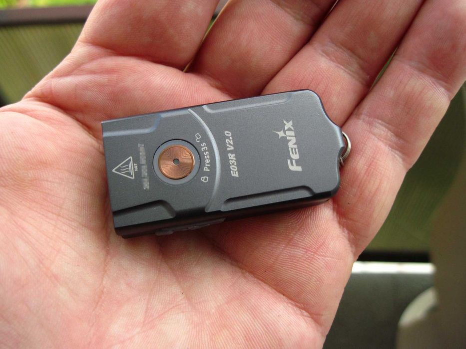 Latarka Fenix E03R V2.0  500 lumenów  USB-C