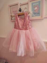 Śliczna sukienka wizytowa różowa elegancja 92 r. Błyszcząca z piorami
