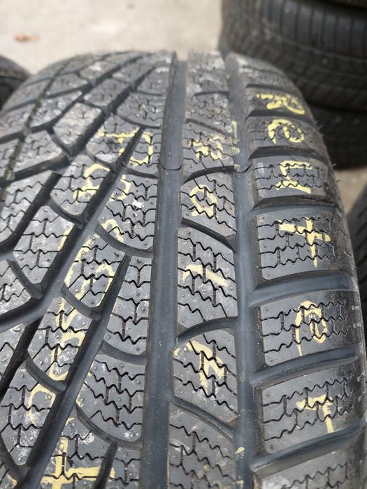 Продаються шини  205/50R 17
