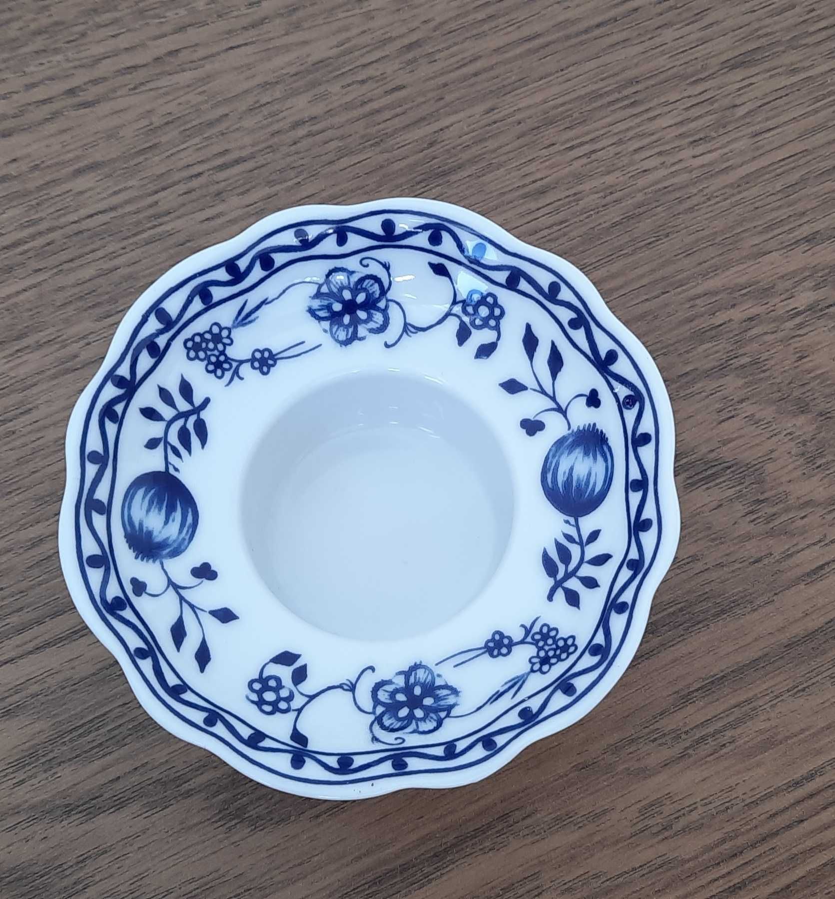 Подсвечник Zwiebelmuster.