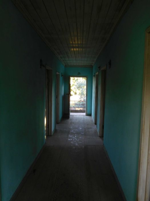 Casa para renovar ,Excelente local , bons acessos, boa esposição solar