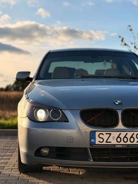 2005 BMW e60 525i