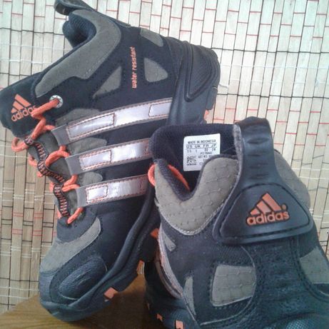 Buty **ADIDAS** WATER Resistant