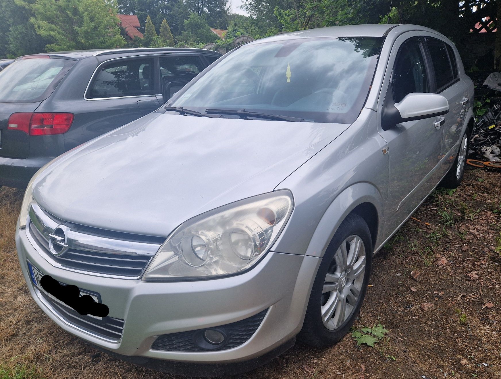 Astra H lift 1.7 cdti Lakier Z157 części