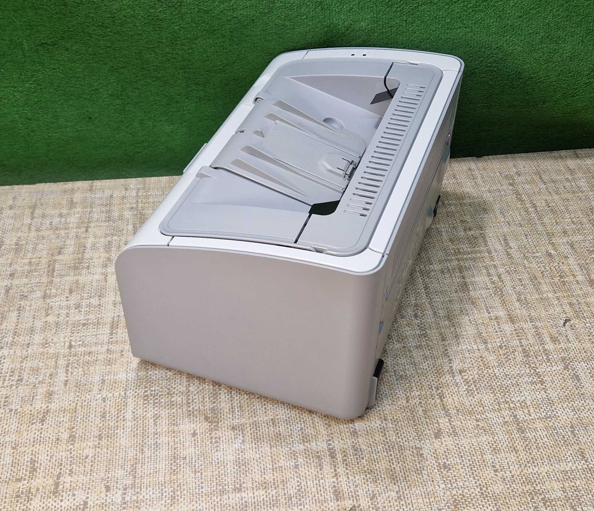 Drukarka laserowa HP P 1102 - nowy toner, komplet kabli