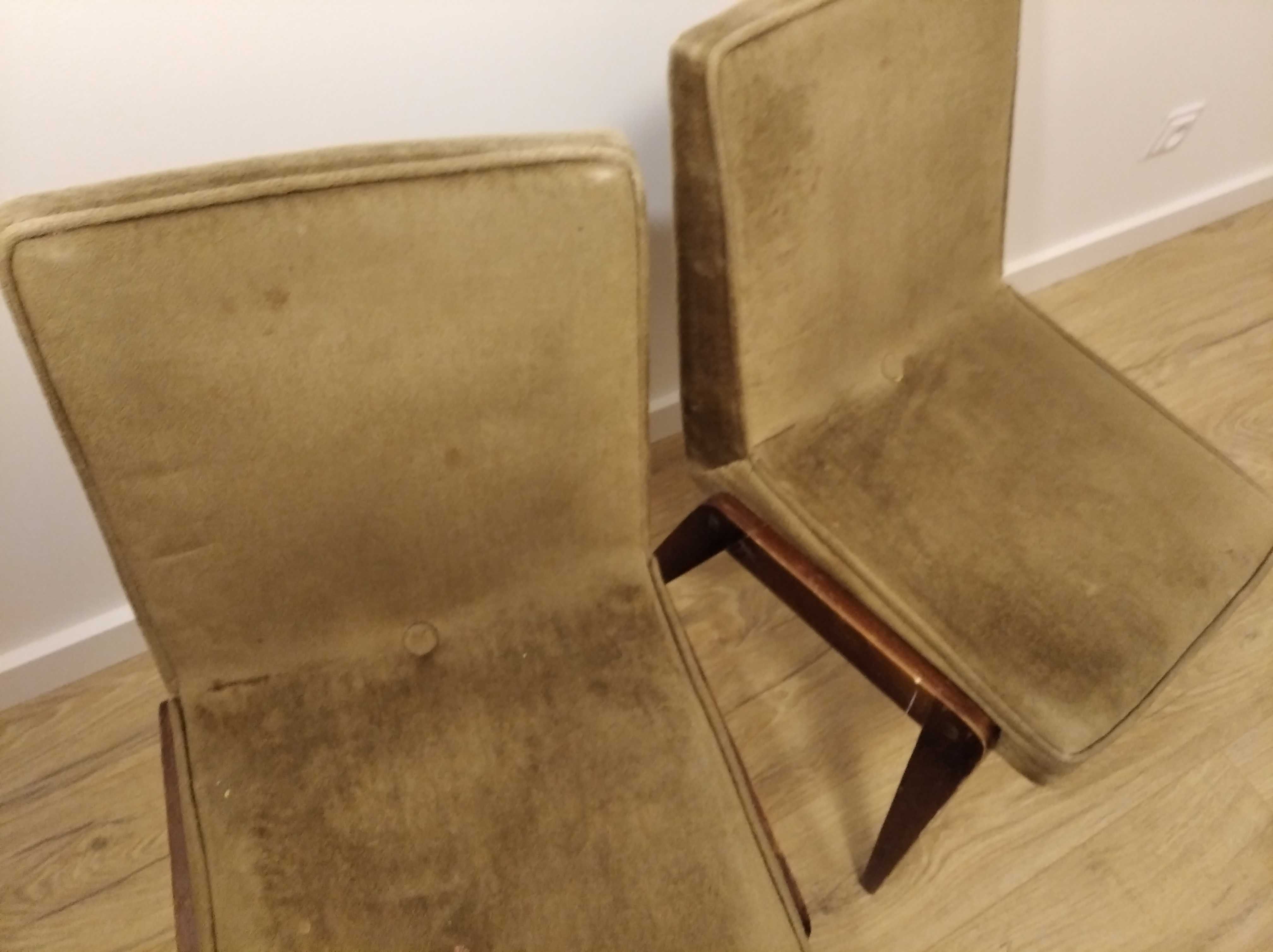 Krzesła PRL model AGA, fotel 366 Chierowski - 2 sztuki do renowacji