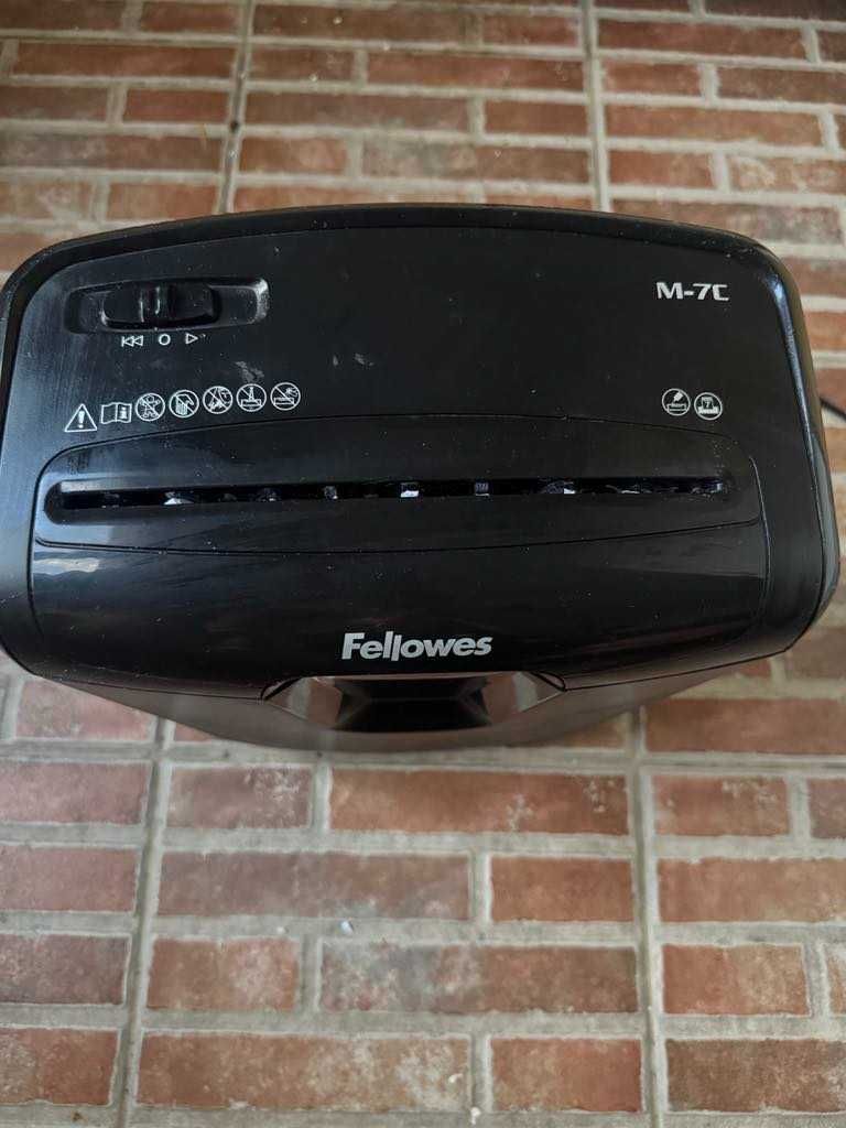 niszczarka fellowes m-7c