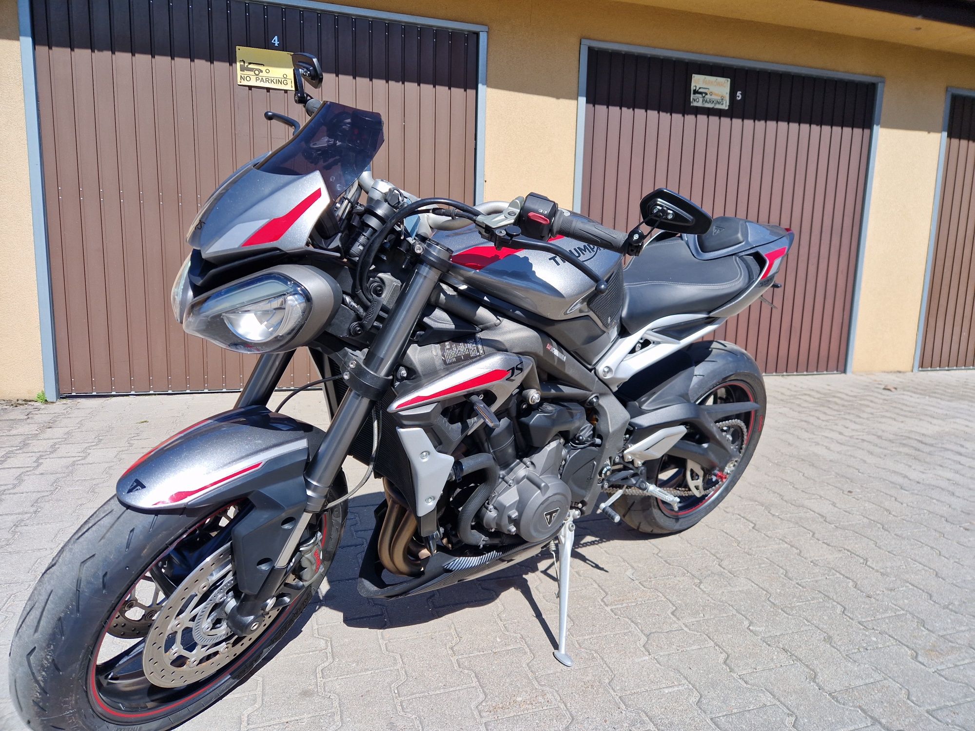 Triumph 765 Street Triple rs