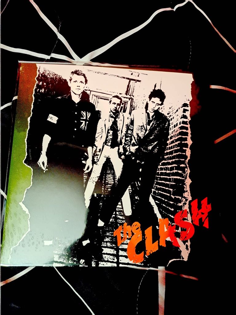 The Clash Vinyl Novo