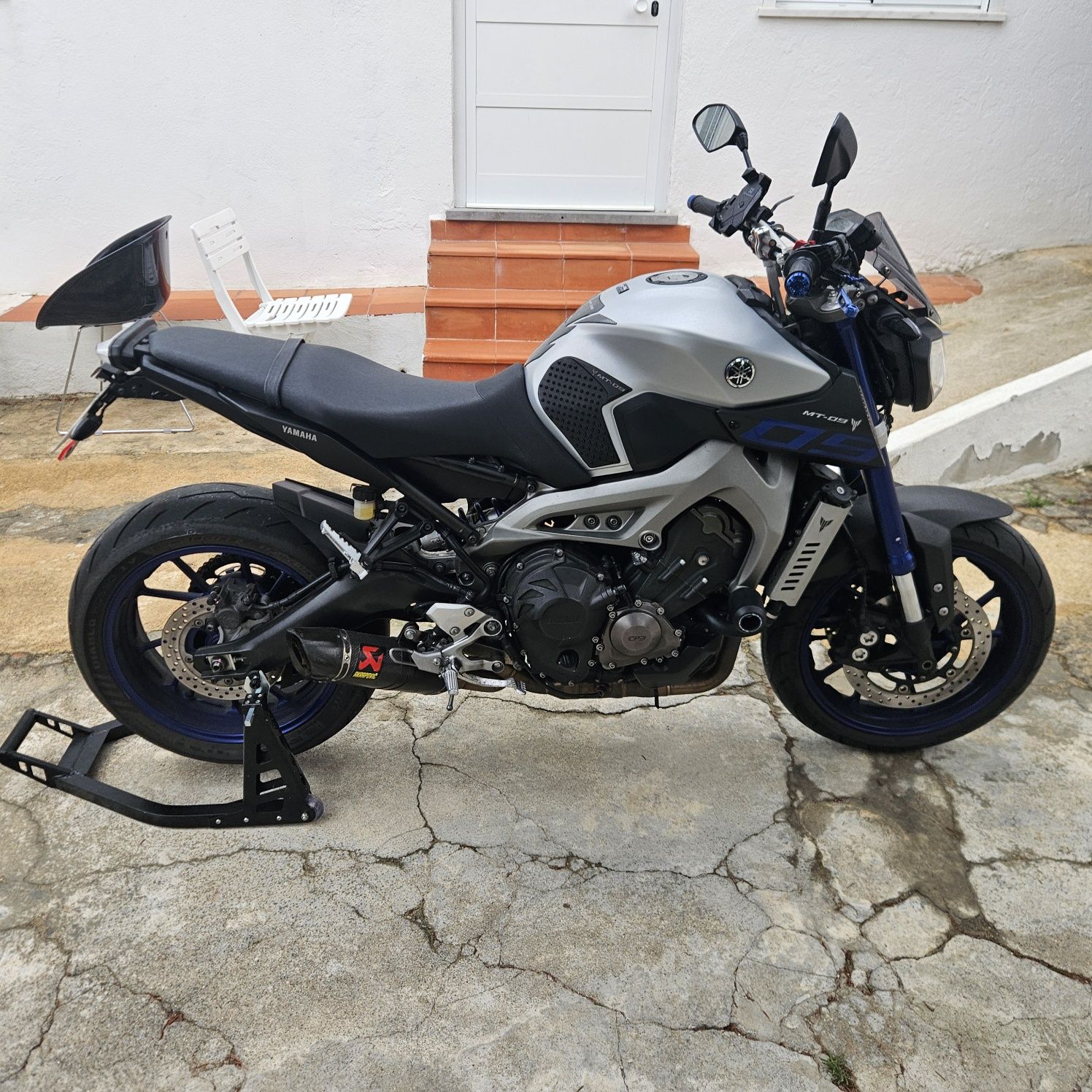 Yamaha MT-09 de 2015 - Ótimo Estado