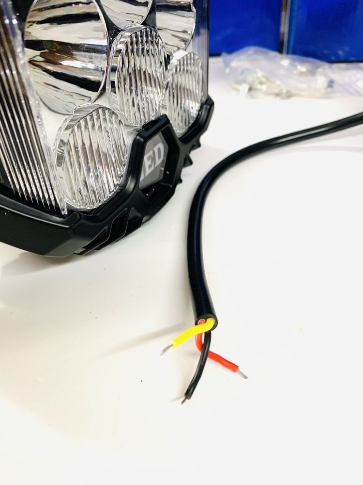 Halogeny LED CREE 2 x 36W z swiatłem obrysowym. COMBO SPOT 9-30V