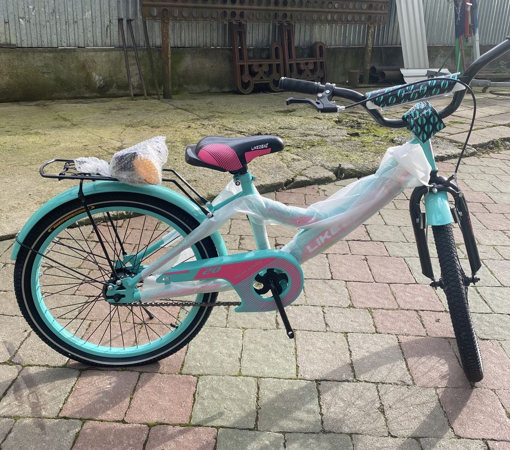 Велосипед для дівчинки 20 новий