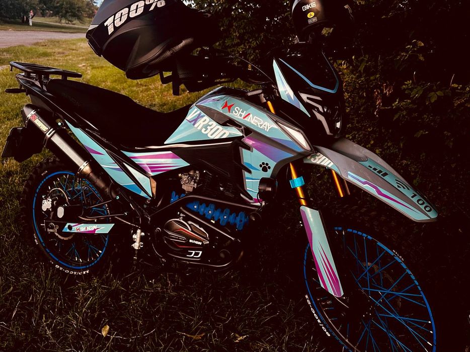 Продам мотоцикл Shineray VXR 300