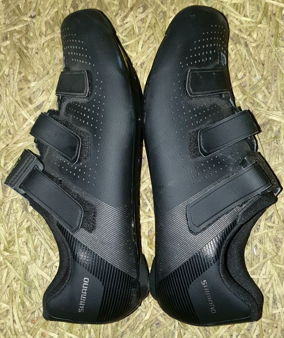 Велотуфлі шосейні Shimano SH-RC100ML SPD-SL
- верх из перфорированной