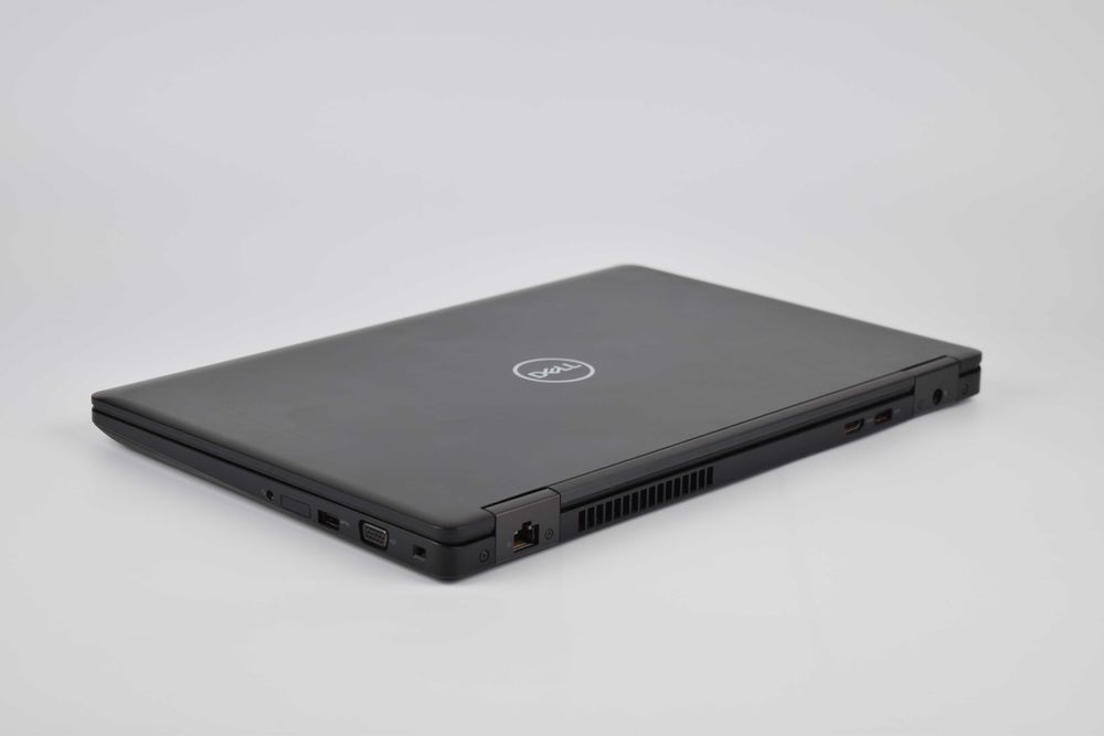 Сенсорний Dell Precision 3530 i7-8850H P600 16/32гб 512/1тб Ноутбук