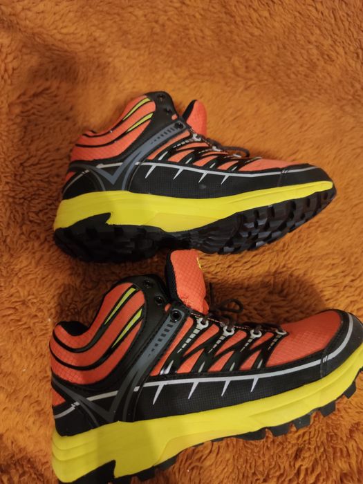 Nowe buty lekkie buty sneakersy rozmiar 36