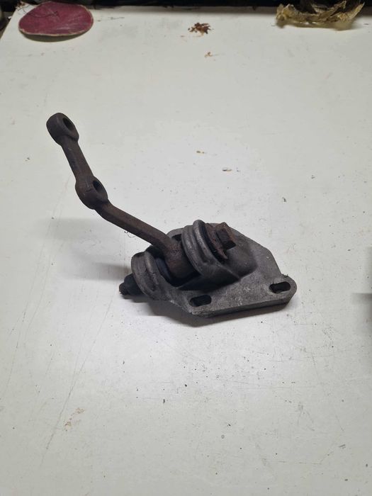 Wspornik układu kierowniczego Fiat 126p ORYGINAŁ PRL
