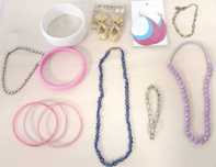 Fios, pulseiras e brincos, lote todo por 5€