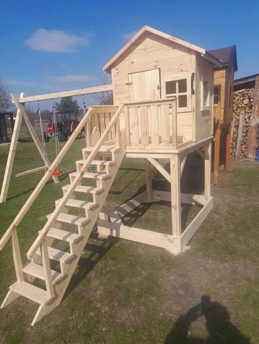 Drewniane domki dla dzieci