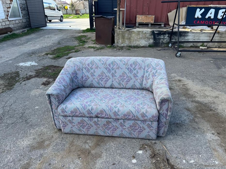 Диван для дидини