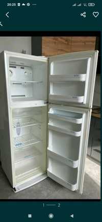 Холодильник LG продати
