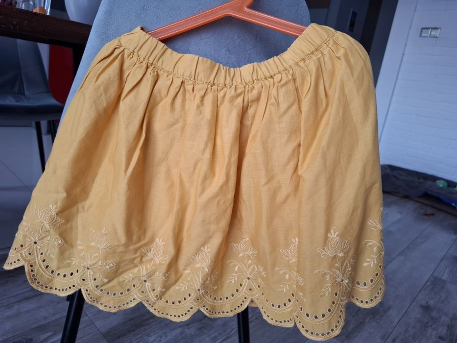 Spódnica spódniczka r 140