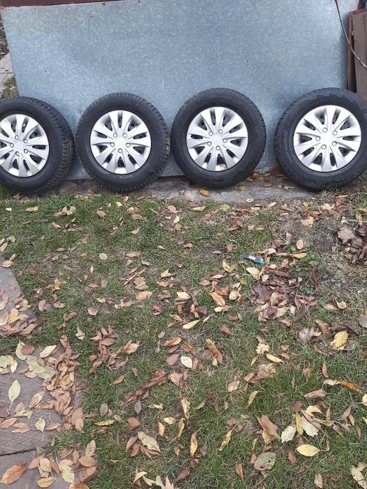 Продам диски 4 98-100 13 шини зима 175 70 13