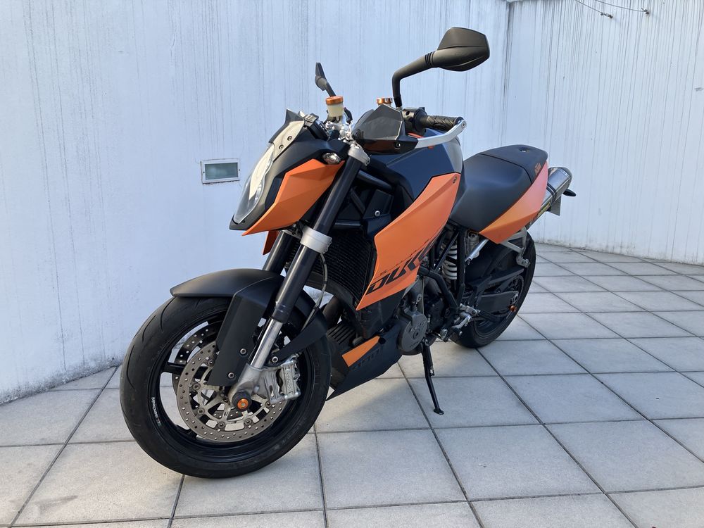 KTM SuperDuke 990 de 2009 c/ 15.000km