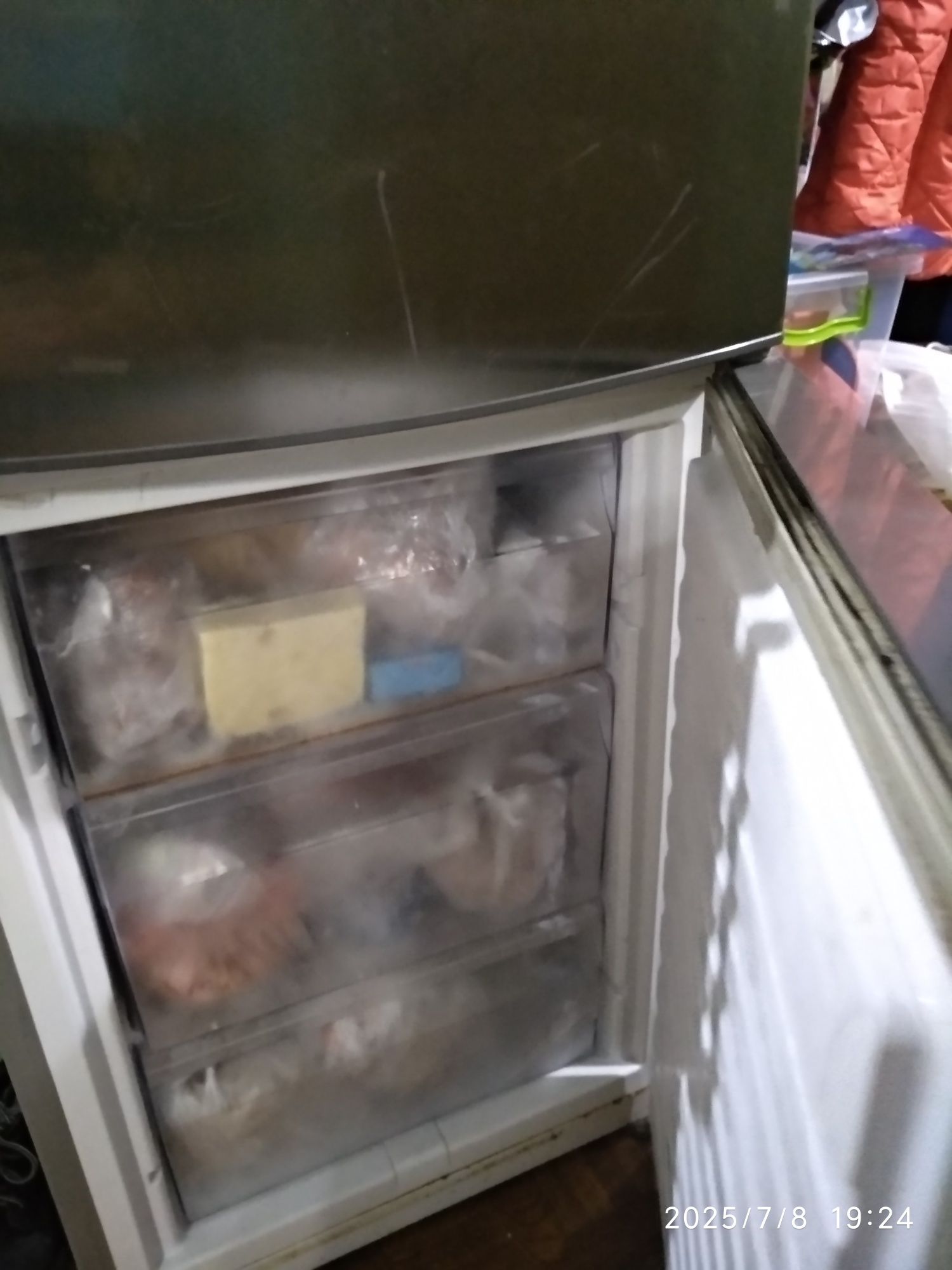 Whirlpool холодильник