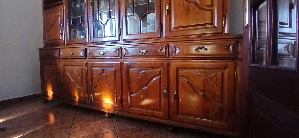 Armário De Sala Em excelente estado