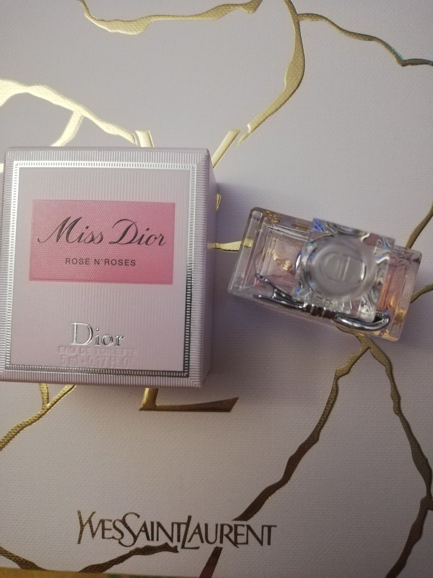 Miss Dior Rose N'Roses Perfumy