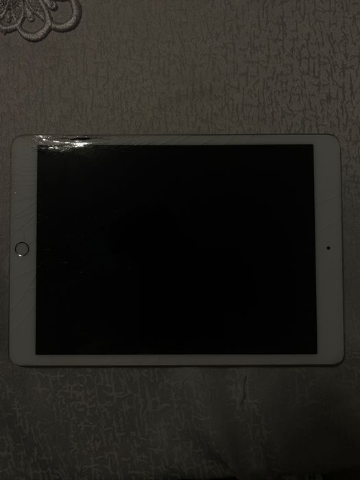 iPad 2020r 128gb 7 gen