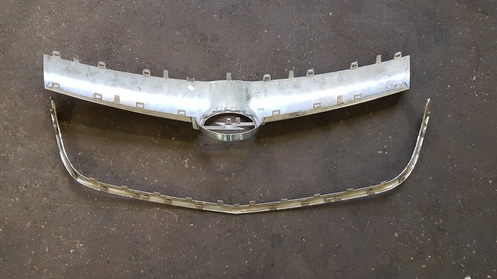 Grill emblemat logo chrom listwa opel vectra c signum po lift europa