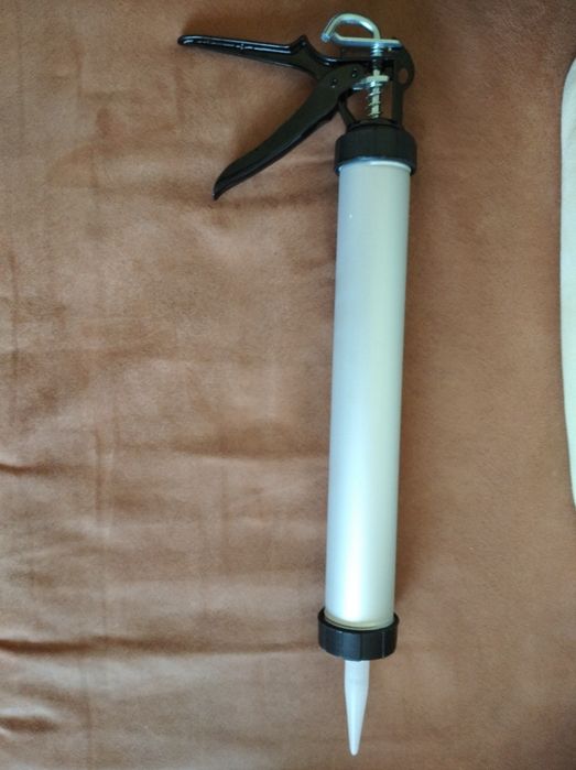 Пистолет герметик большой