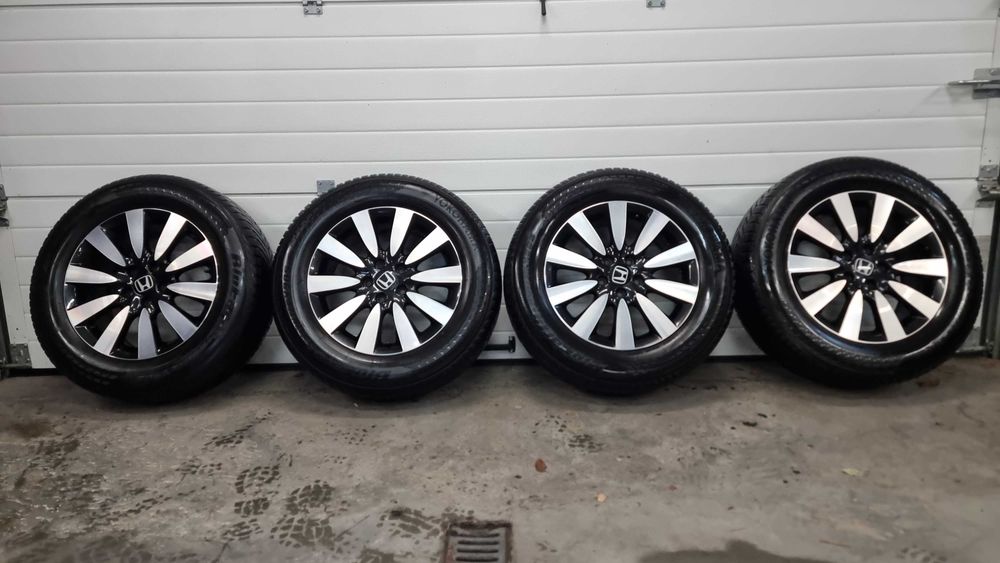 HONDA FELGI ALUMINIOWE R17 5X114,3 7J ET50 - Komplet