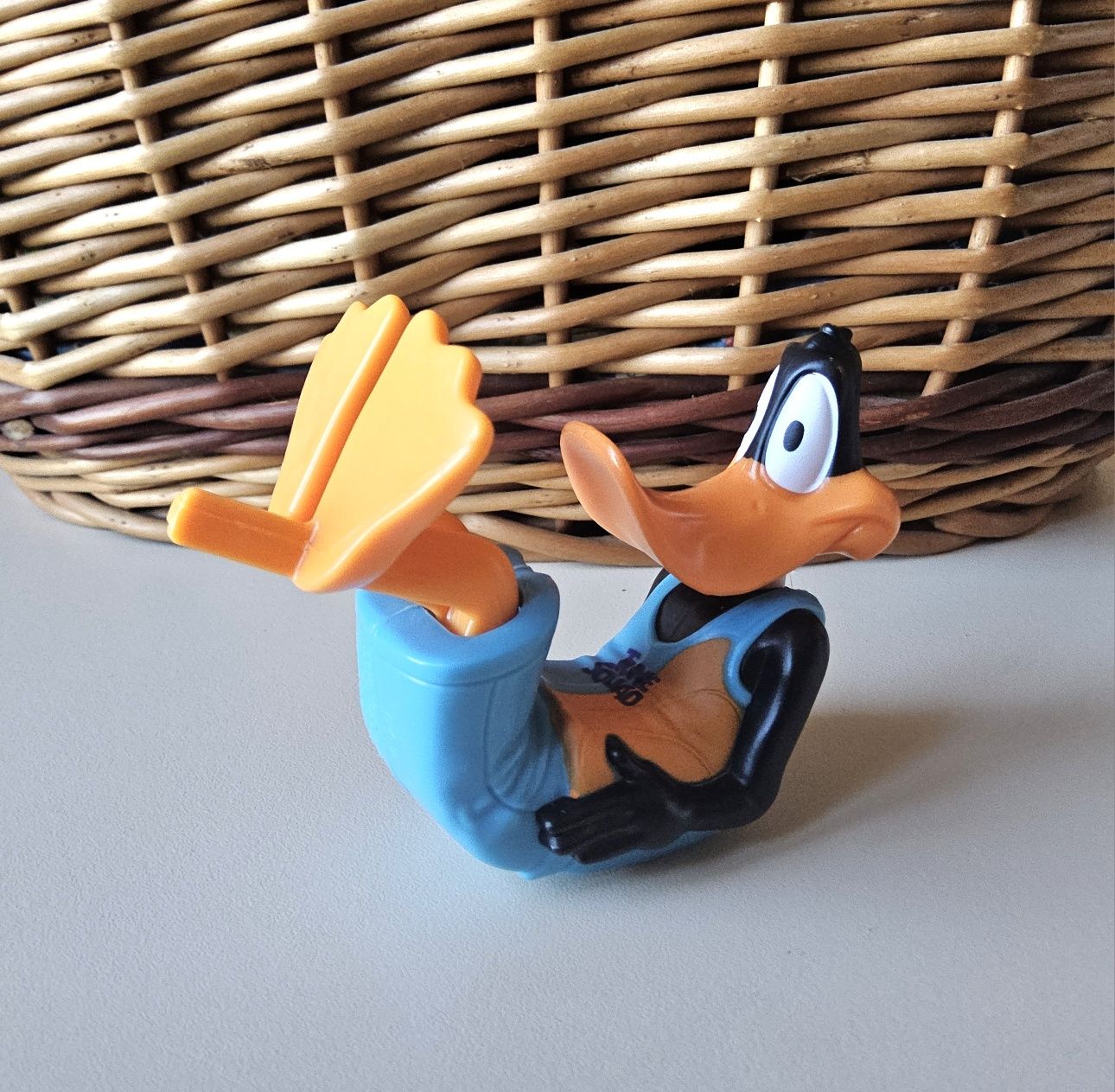 Фігурка Даффі Дак. Іграшки Happy Meal McDonald's "Космічний Джем"
