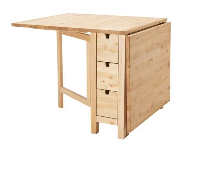 Mesa de cozinha nova, nunca utilizada.