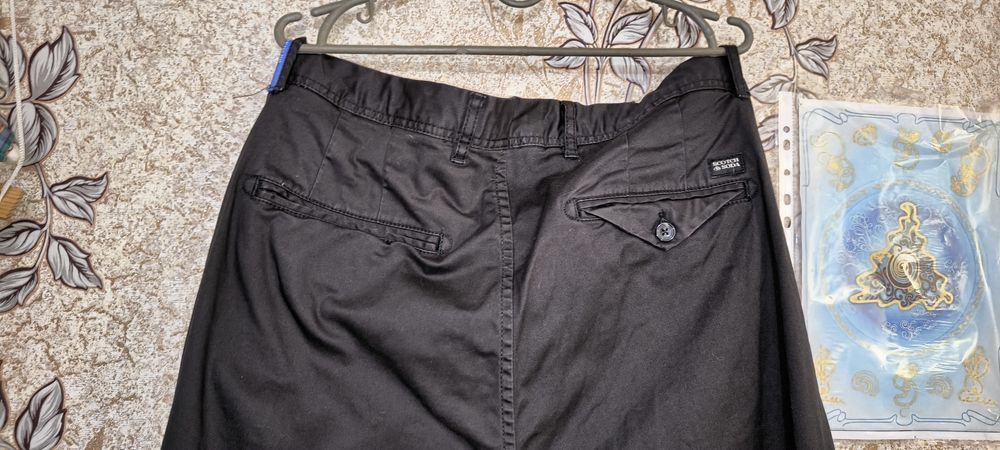 Брюки - чинос Scotch & Soda Stuart.