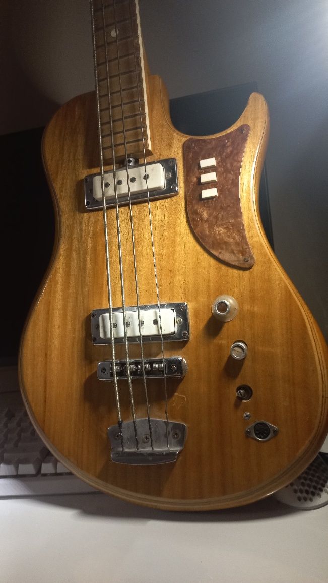 Gitara Ural 510l bass