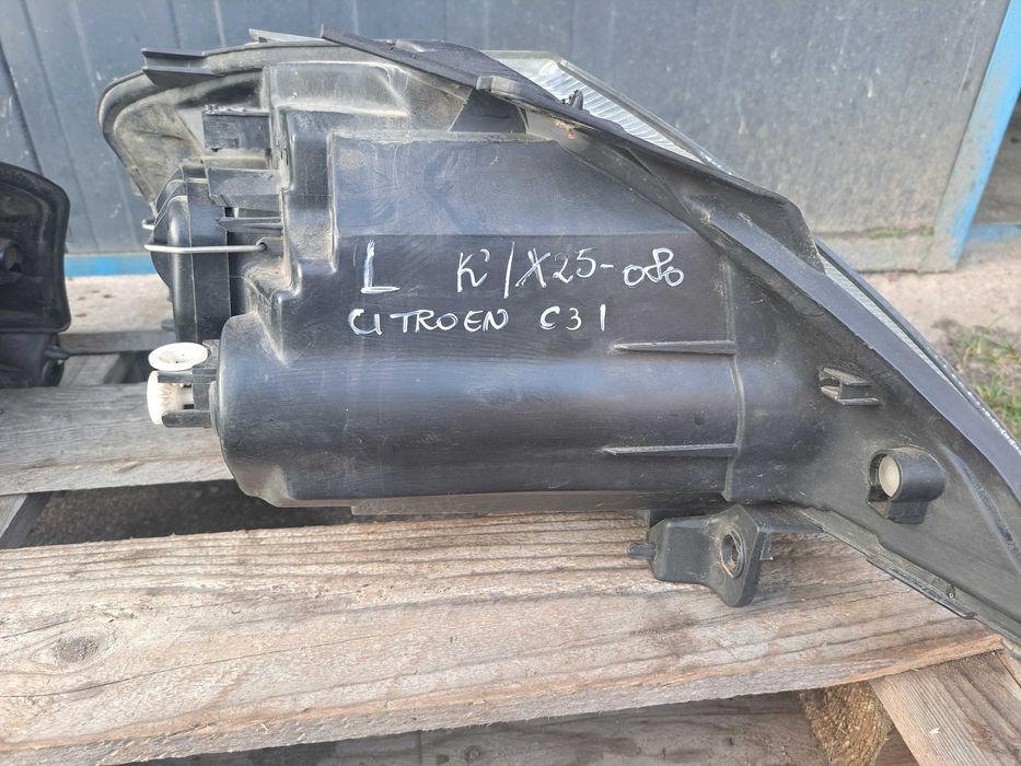 Lampa LEWA przód Citroen C3 I (02-09)