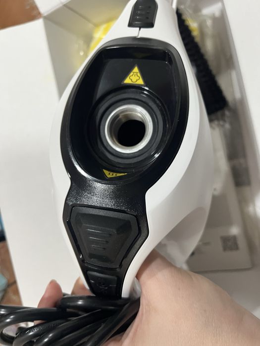 Продам пароочиститель karcher