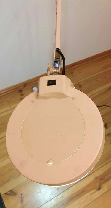 Lampa kosmetyczna biała
