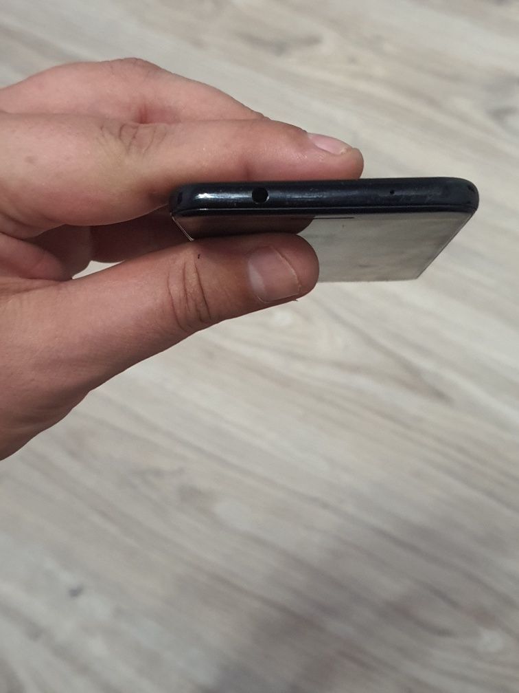 Google pixel 3a 4/64 E-sim