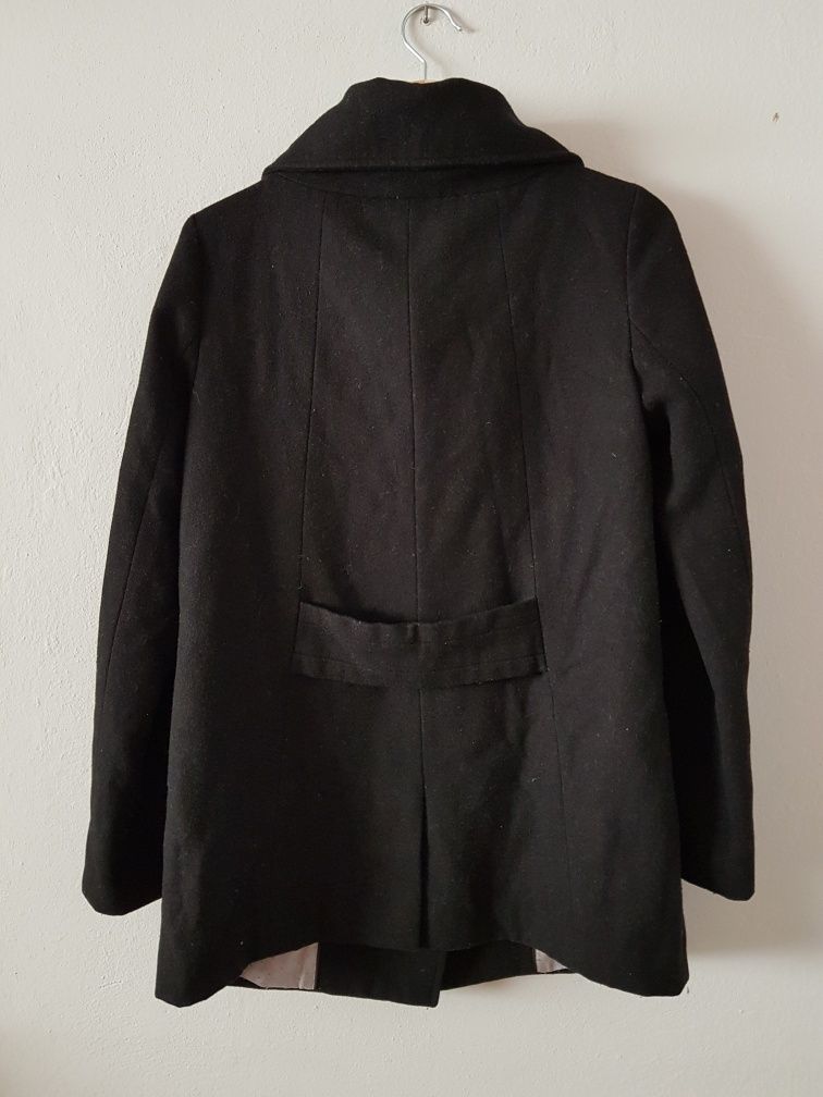 Czarny płaszcz jednorzędowy, Bershka, rozmiar M (28)