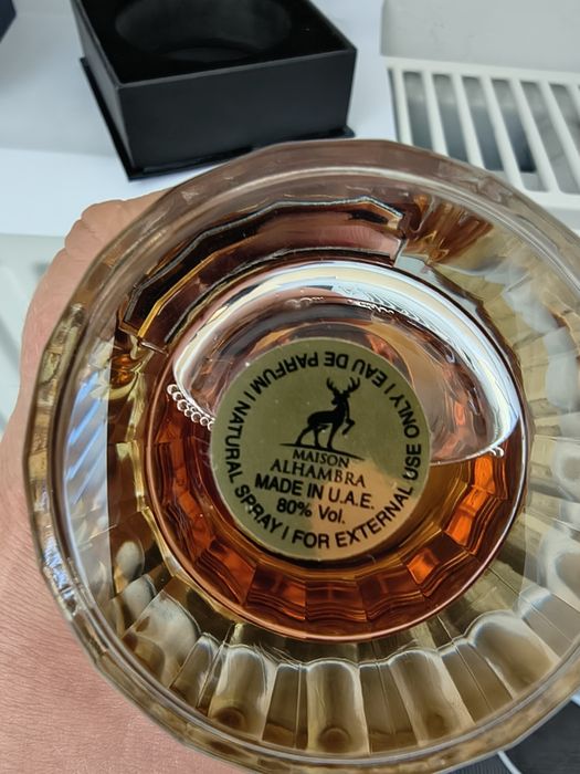 Exclusif Saffron, Maison Alhambra, Lataffa