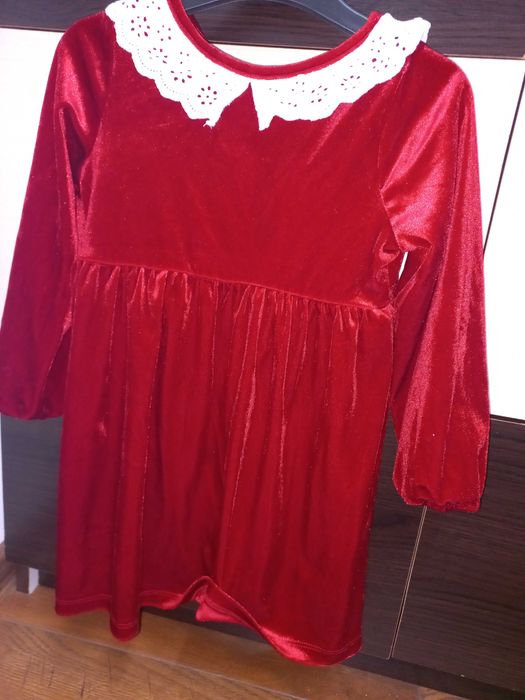 Sukienka świąteczna 104