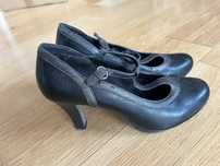 Buty Bugatti roz 37