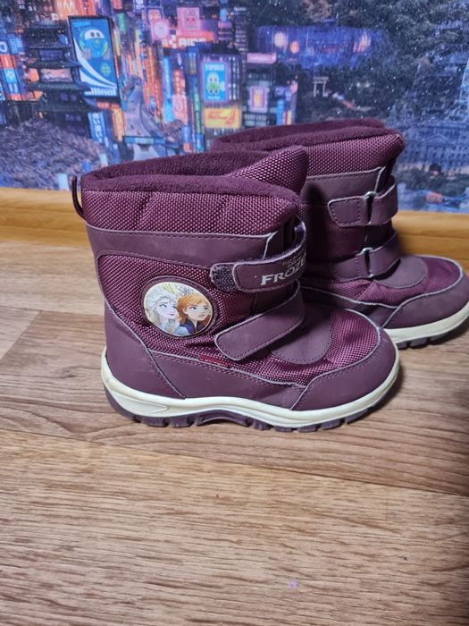 Зимові сапоги на дівчинку